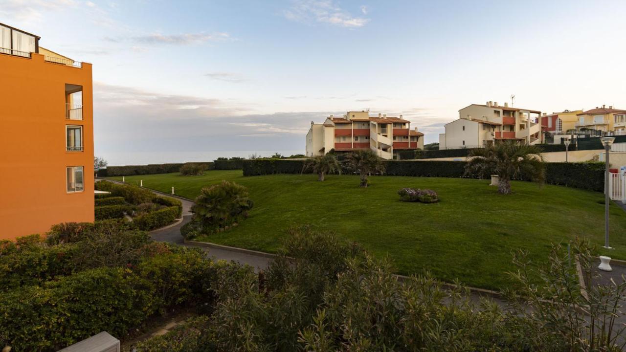 Les Indes Galantes- 23D- Studio Vue Mer- 4 Pers Agde Exterior photo
